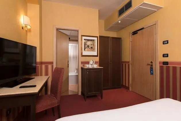 Classic Oda, 1 Çift Kişilik Yatak (Bed is French Bed)