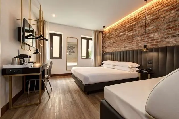 Superior Oda, Birden Çok Yatak (Converts to 2 Twin Beds)