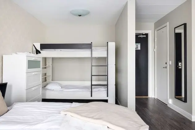 Family Oda, 1 Çift Kişilik Yatak, Sigara İçilmez