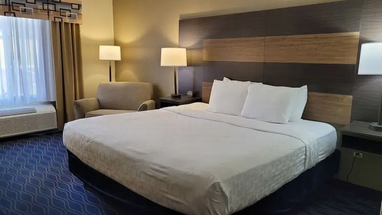 Standard Oda, 1 En Büyük (King) Boy Yatak, Sigara İçilmez, Buzdolabı