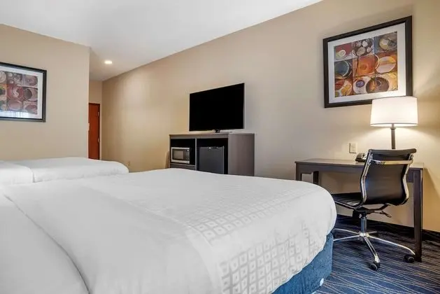 Standard Oda, 2 Büyük (Queen) Boy Yatak, Sigara İçilmez, Buzdolabı