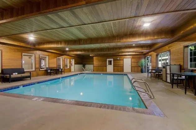 Standard Oda, 1 En Büyük (King) Boy Yatak, Engellilere Uygun, Buzdolabı ve Mikrodalga