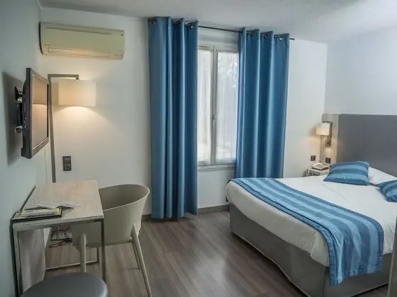 Oda, 1 Çift Kişilik Yatak