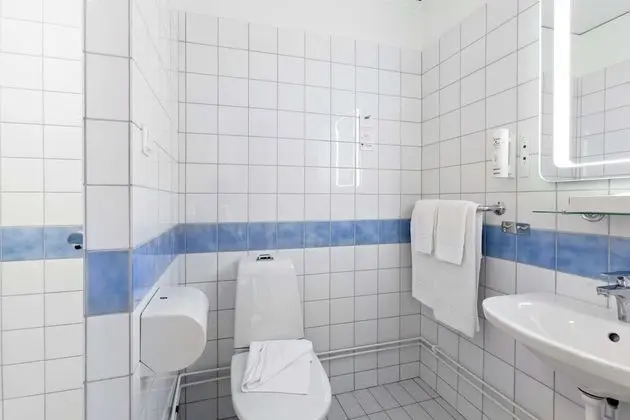 Standard Oda, 1 Büyük (Queen) Boy Yatak, Sigara İçilmez