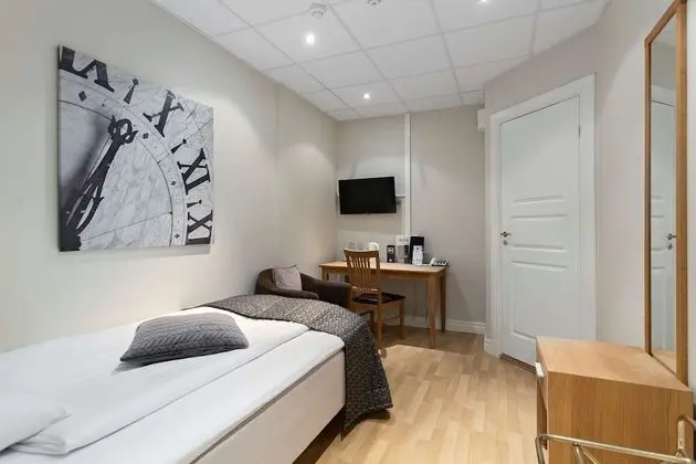 Standard Oda, 1 Tek Kişilik Yatak, Sigara İçilmez, Penceresiz