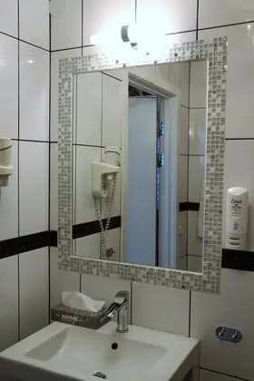 Süit, 1 En Büyük (King) Boy Yatak, Sigara İçilmez