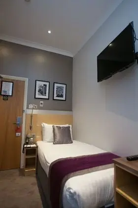 Standard Oda, 1 Tek Kişilik Yatak, Sigara İçilmez, Ek Bina