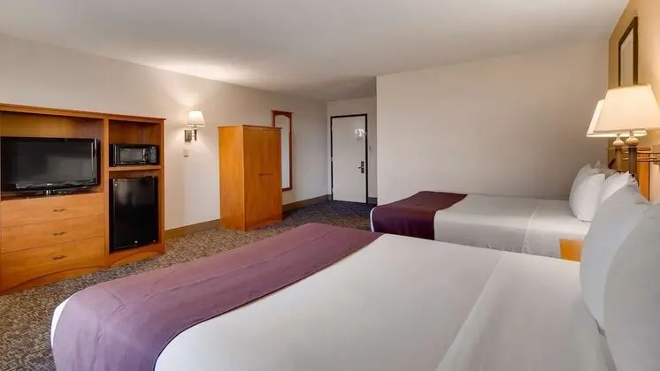 Standard Oda, 2 Büyük (Queen) Boy Yatak, Sigara İçilmez, Mikrodalga