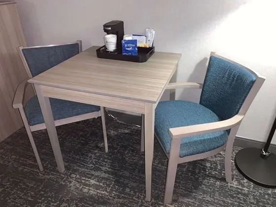 Standard Oda, 2 Büyük (Queen) Boy Yatak, Sigara İçilmez, Buzdolabı ve Mikrodalga