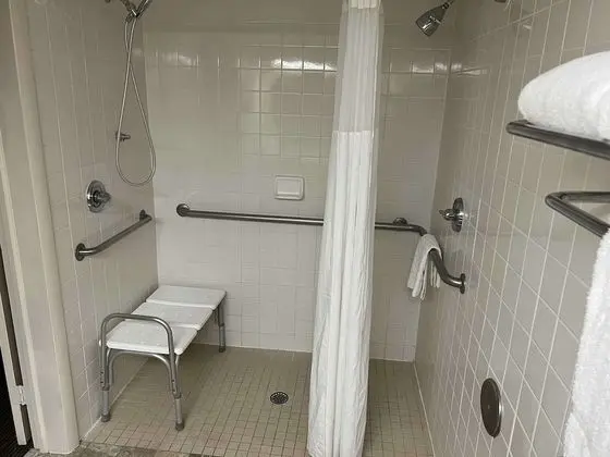 Standard Oda, 1 En Büyük (King) Boy Yatak, Engellilere Uygun, Sigara İçilmez