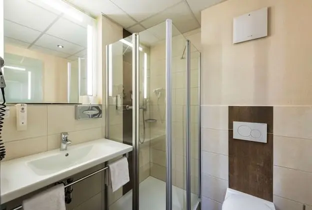 Standard Oda, 1 Çift Kişilik Yatak