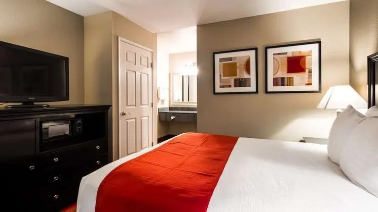 Standard Oda, 1 Büyük (Queen) Boy Yatak, Sigara İçilmez, Buzdolabı ve Mikrodalga