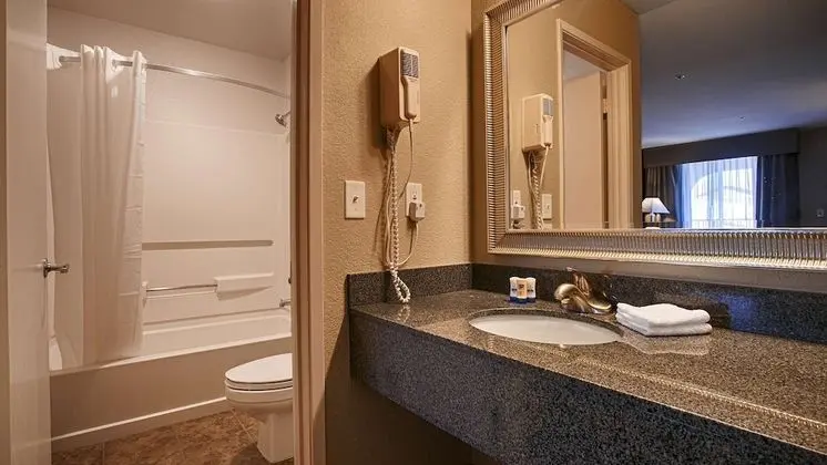 Standard Oda, 1 Büyük (Queen) Boy Yatak, Sigara İçilmez, Buzdolabı ve Mikrodalga