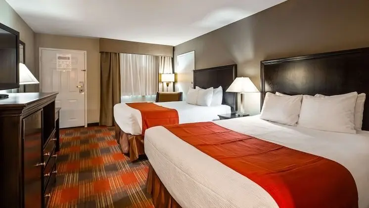 Standard Oda, 2 Büyük (Queen) Boy Yatak, Engellilere Uygun, Sigara İçilmez