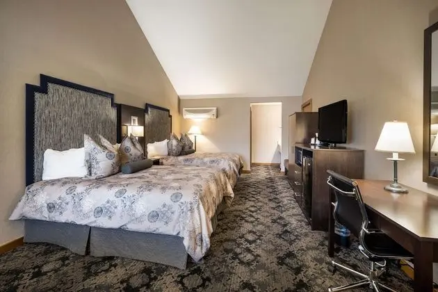 Standard Oda, 2 Büyük (Queen) Boy Yatak, Sigara İçilmez, Buzdolabı