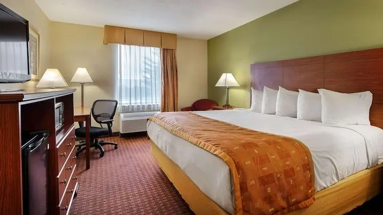 Standard Oda, 1 En Büyük (King) Boy Yatak, Sigara İçilmez, Buzdolabı ve Mikrodalga (Upstairs)