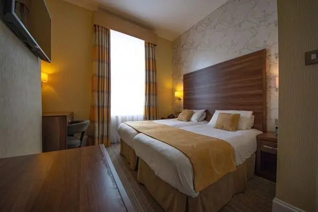 Superior Apart Daire, 2 Çift Kişilik Yatak, Sigara İçilmez, Mutfak (Converts to 2 Twin Beds)