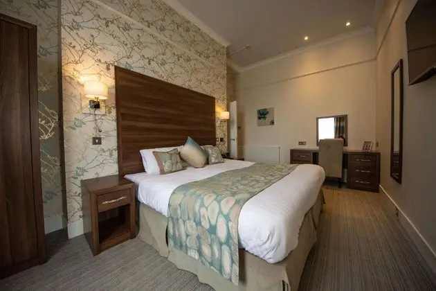 Superior Apart Daire, 2 Çift Kişilik Yatak, Sigara İçilmez, Mutfak (Converts to 2 Twin Beds)