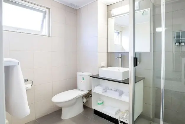 Standard Oda, 2 Büyük (Queen) Boy Yatak, Sigara İçilmez (Not Pet Friendly)
