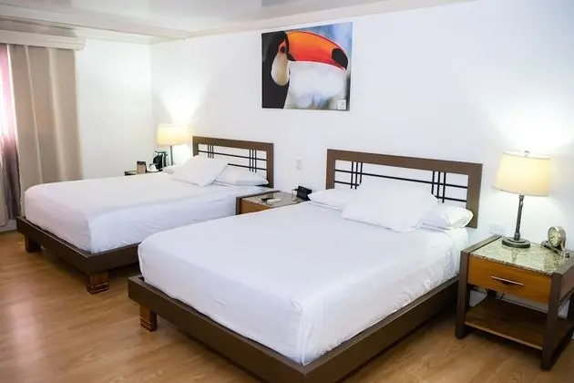 Junior Oda, 2 Büyük (Queen) Boy Yatak