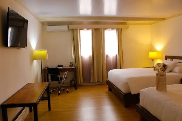 Junior Oda, 2 Büyük (Queen) Boy Yatak