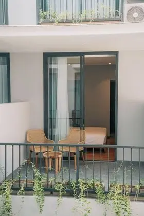 Tek Büyük Yataklı Oda, Balkon