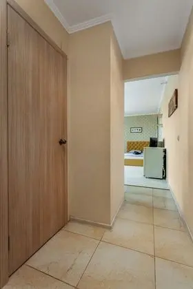 Basic Apart Daire, Şehir Manzaralı