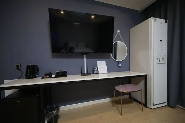 Royal Tek Büyük Yataklı Oda