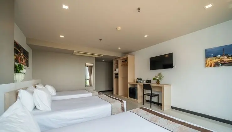 Deluxe Triple room