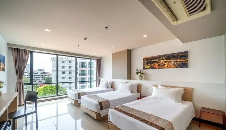 Deluxe Triple room