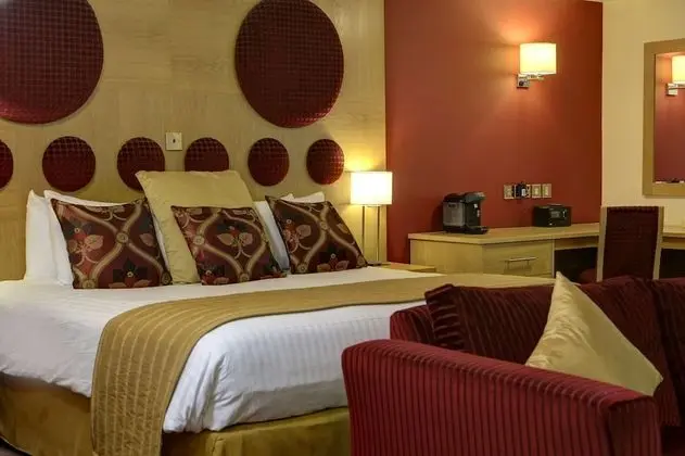 Süit, 1 En Büyük (King) Boy Yatak, Sigara İçilmez