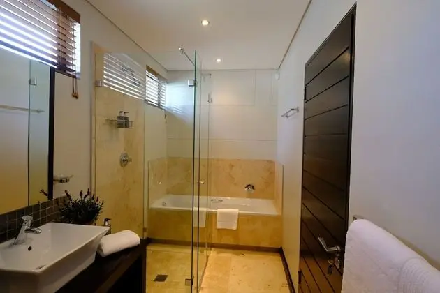 Luxury Tek Büyük Yataklı Oda, 1 En Büyük (King) Boy Yatak, Dağ Manzaralı
