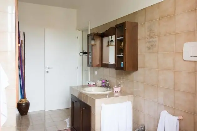 Tek Büyük Yataklı Oda, Balkon