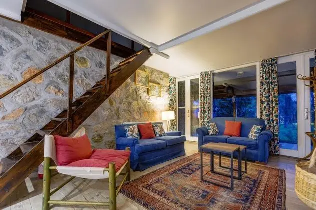 Villa - 3 Yatak Odalı, Bahçe Manzaralı, Şömineli