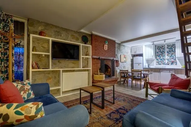 Villa - 3 Yatak Odalı, Bahçe Manzaralı, Şömineli