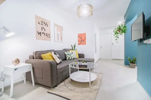 Large Studio Apartment