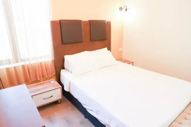 Çift Kişilik, Şehir Manzaralı, 2. Kat