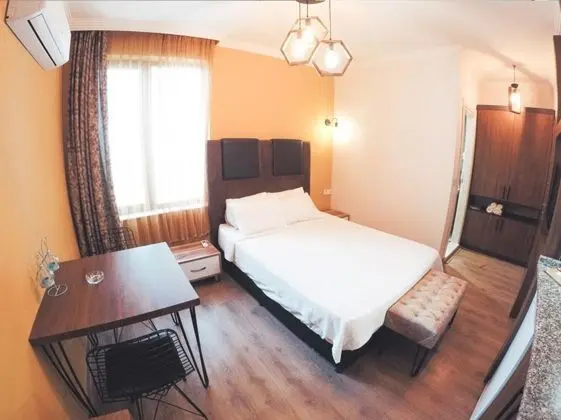 Çift Kişilik, Şehir Manzaralı, 2. Kat