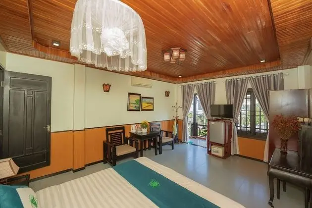 Deluxe Oda, Balkon, Havuz Manzaralı