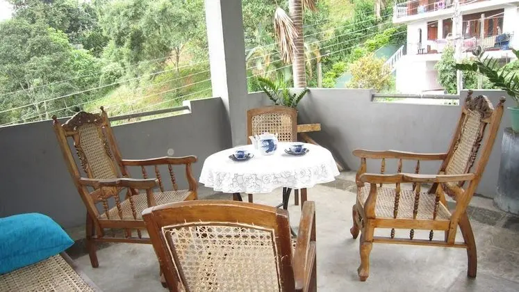 Standard Üç Kişilik Oda, Dağ Manzaralı