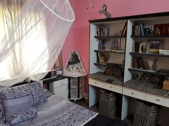 Tek Büyük Yataklı Oda, 1 Büyük (Queen) Boy Yatak, Ortak Banyo