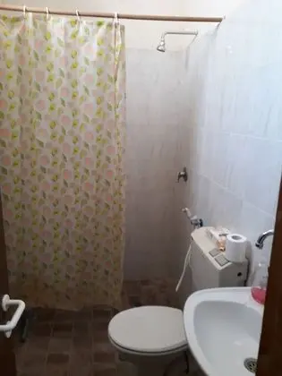 Üç Kişilik Oda, 3 Tek Kişilik Yatak, Özel Banyo (Dormitory)