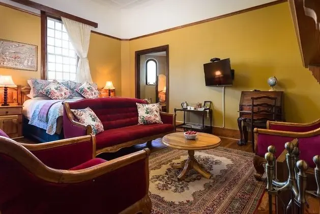 Luxury Tek Büyük Yataklı Oda