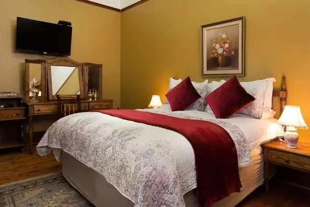 Luxury Tek Büyük Yataklı Oda