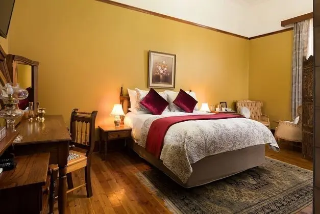 Luxury Tek Büyük Yataklı Oda