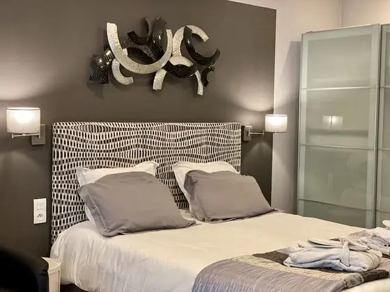 Tek Büyük Yataklı Oda, Özel Banyo