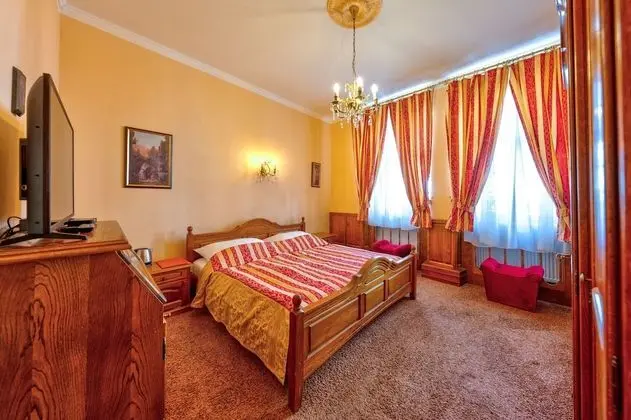 Tek Büyük Yataklı Oda