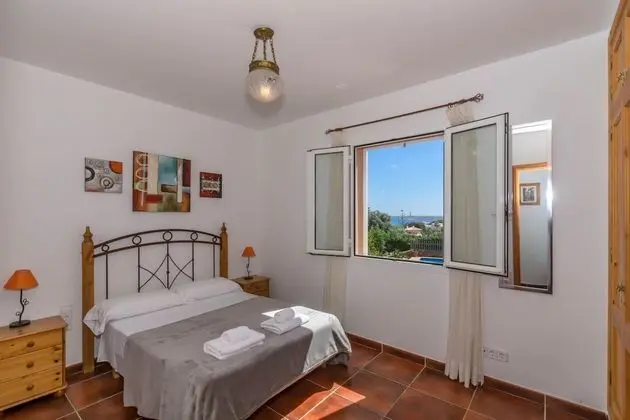 Villa, 4 Yatak Odası, Kişiye Özel Havuzlu, Deniz Manzaralı