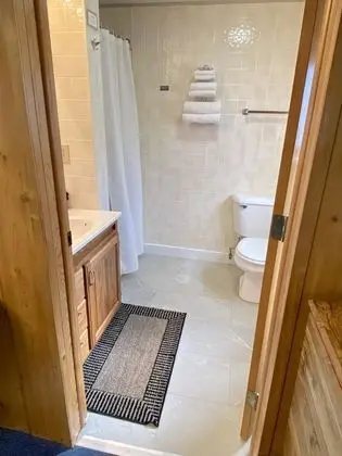 Kulübe, Sigara İçilmez, Nehir Manzaralı (Cabin 2)