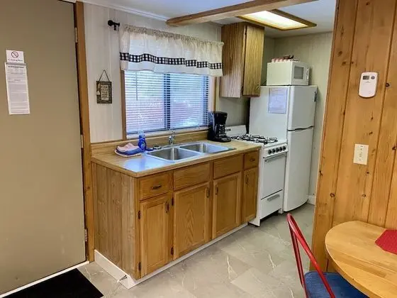 Kulübe, Sigara İçilmez, Nehir Manzaralı (Cabin 2)